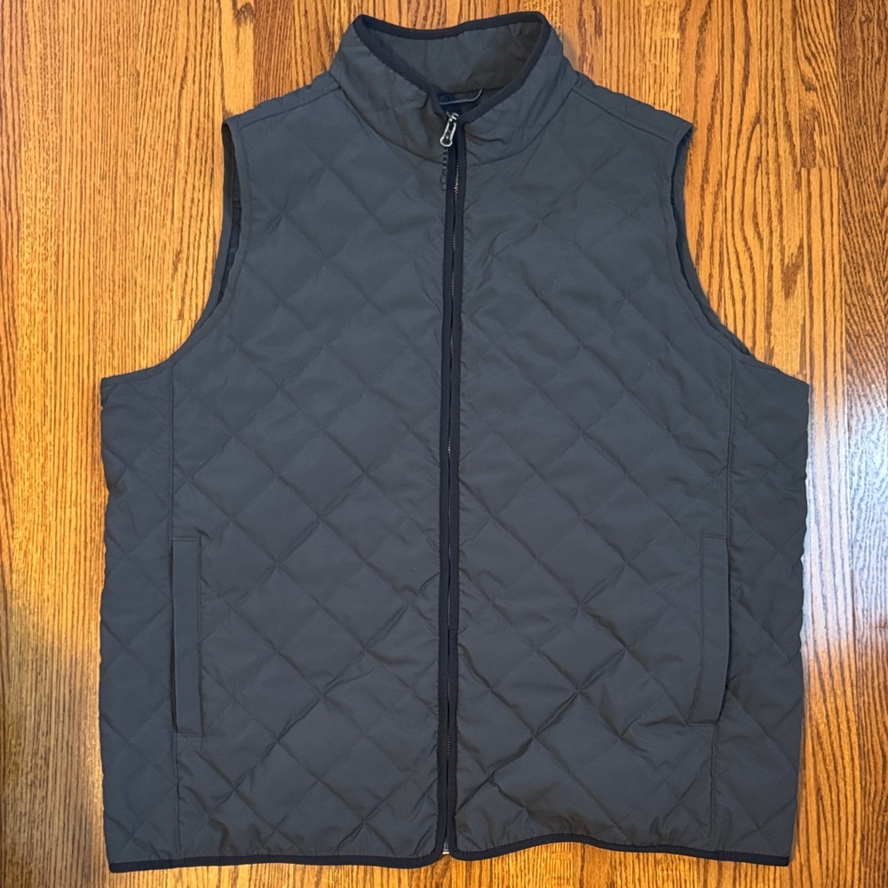 Vineyard Vines Men's Vest